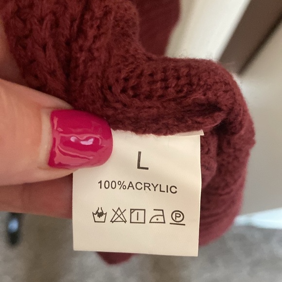 Maroon Long Cable Knit Cardigan Sweater Sz L NWOT - Picture 10 of 11